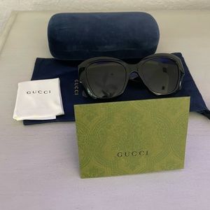 GUCCI Sunglasses